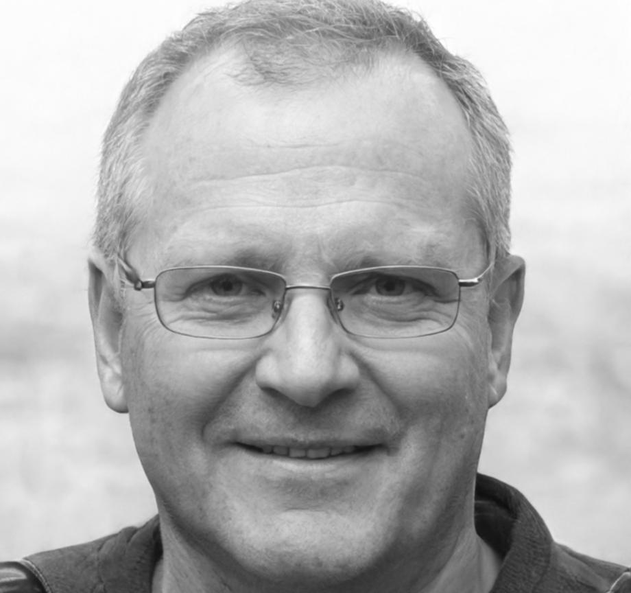 Portrait de Théodore Beaumont, expert en finance numérique